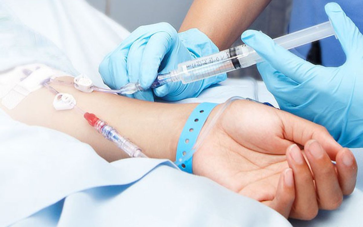 Книга с ручкой на прозрачном фоне