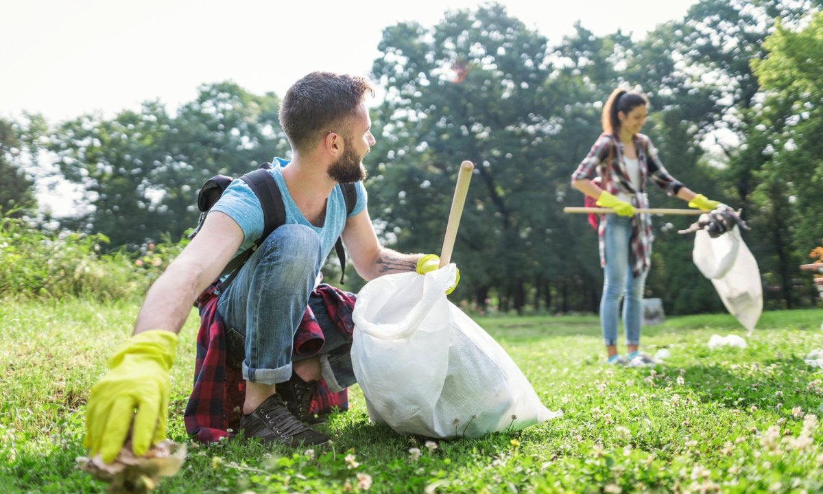 Уборка территории от мусора