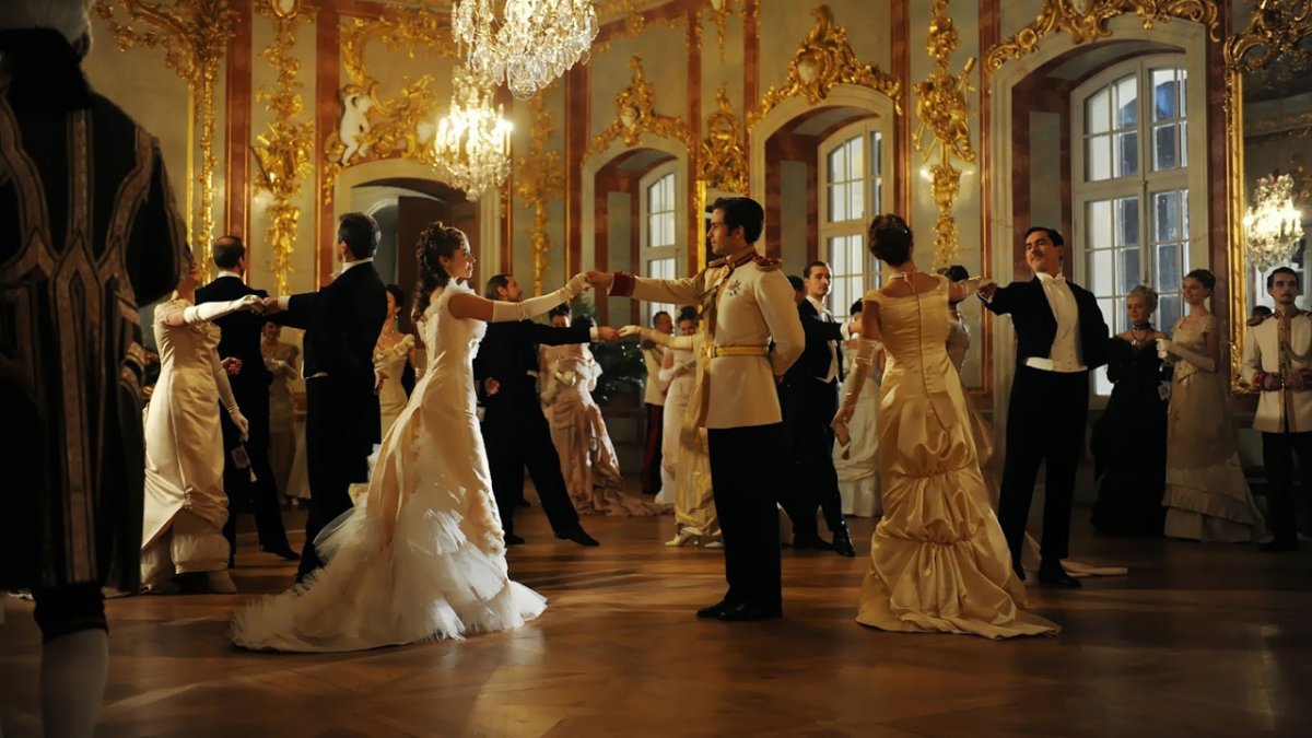 Первунинский Владимир 'Венский бал'