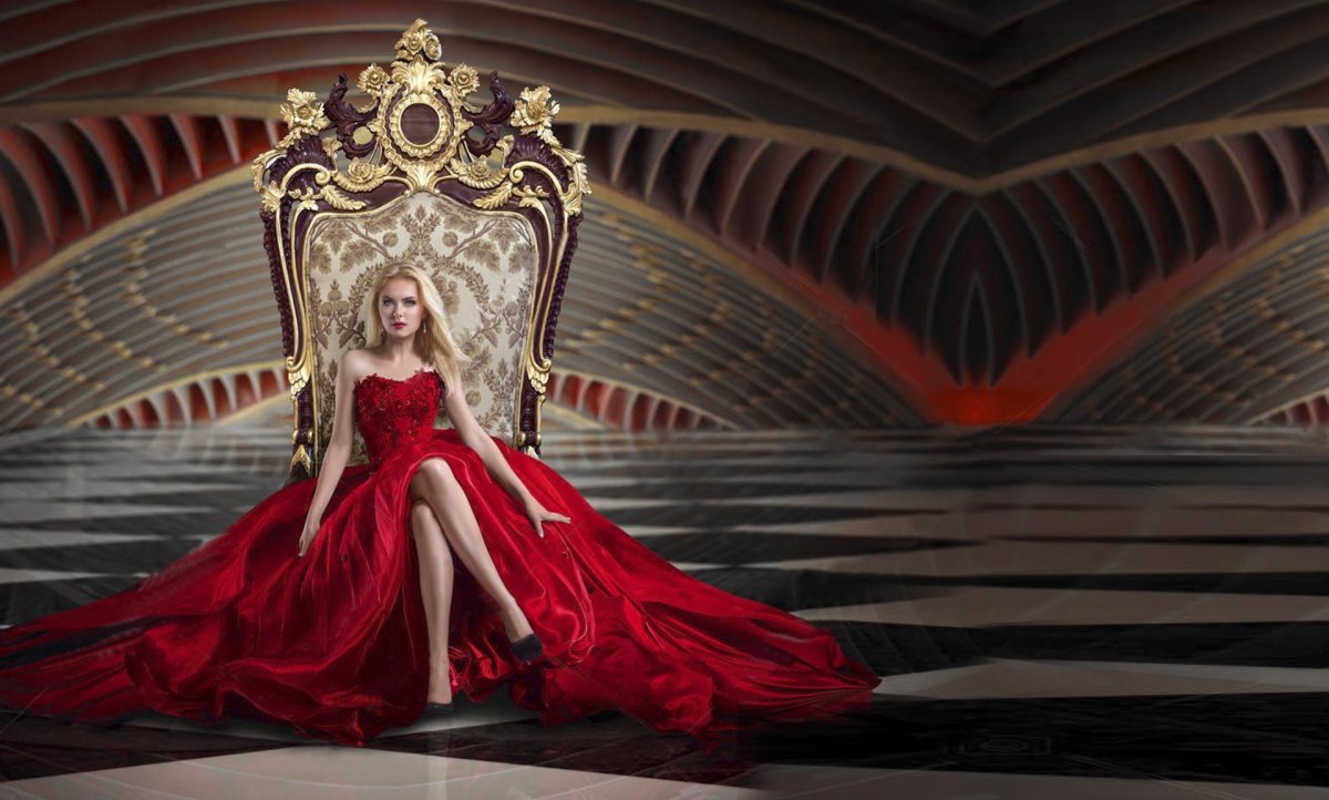 Дама на троне