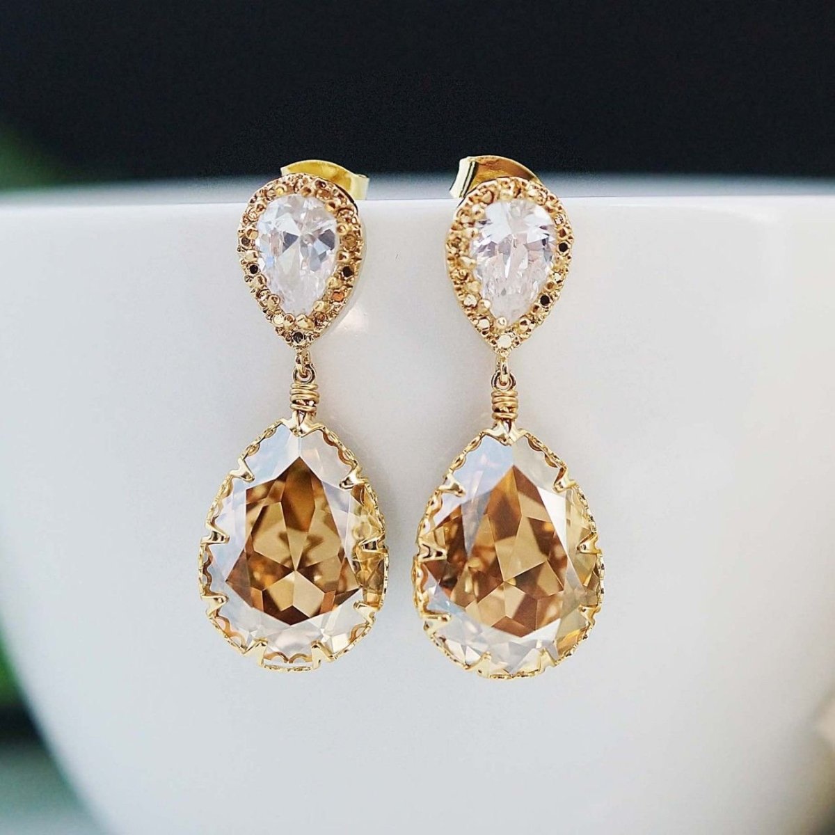 Диамант серьги золотые