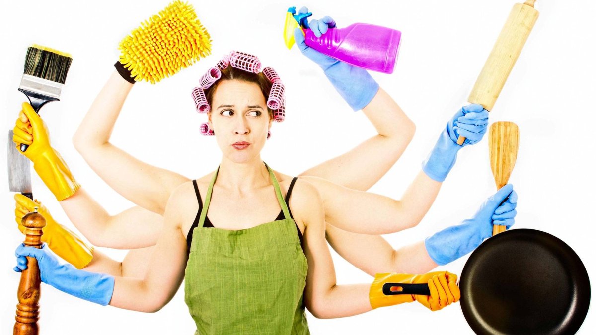 Женщина много дел