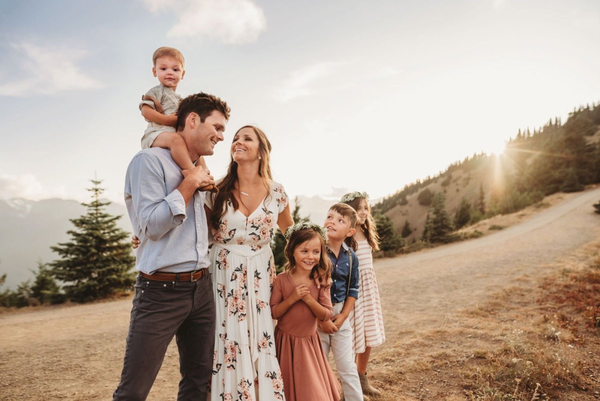 Красивая семья