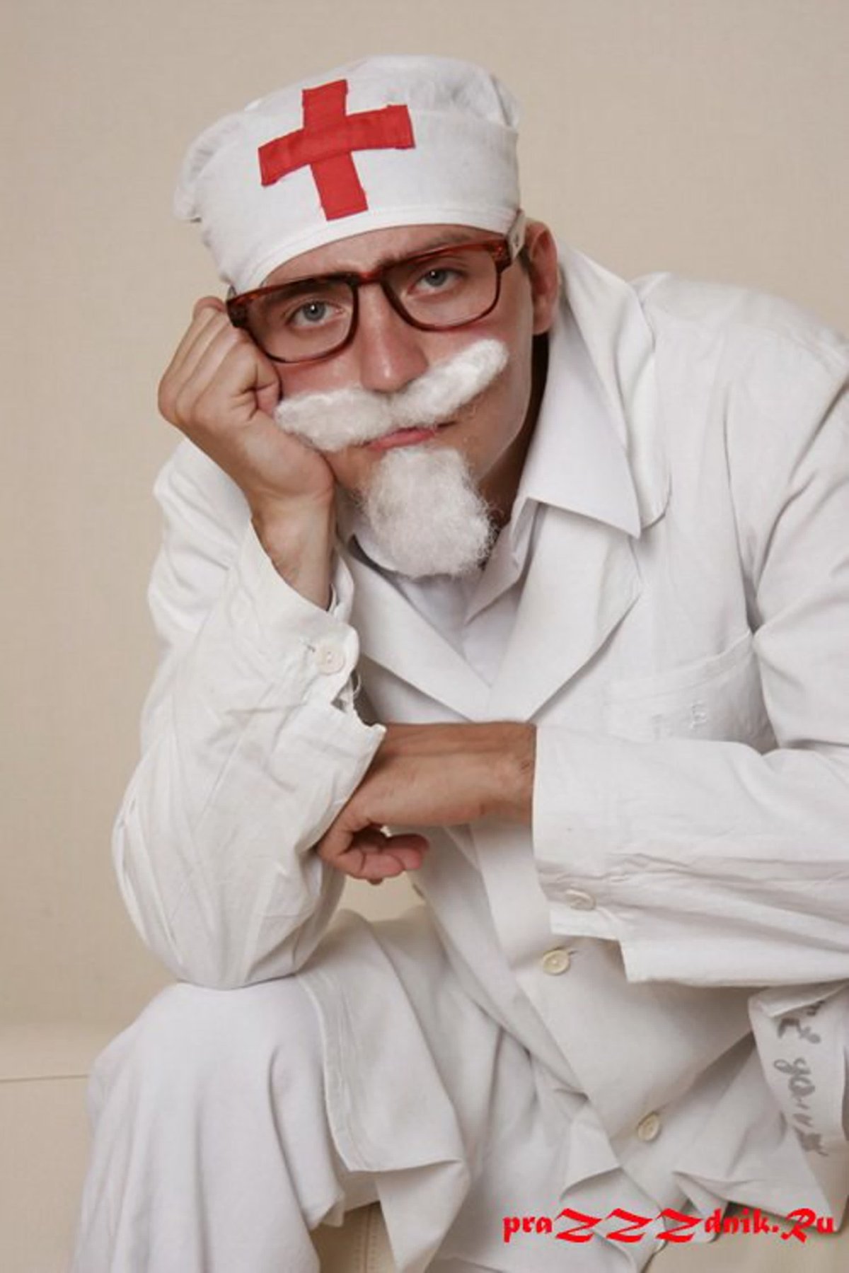 Смешные медицинские эмблемы