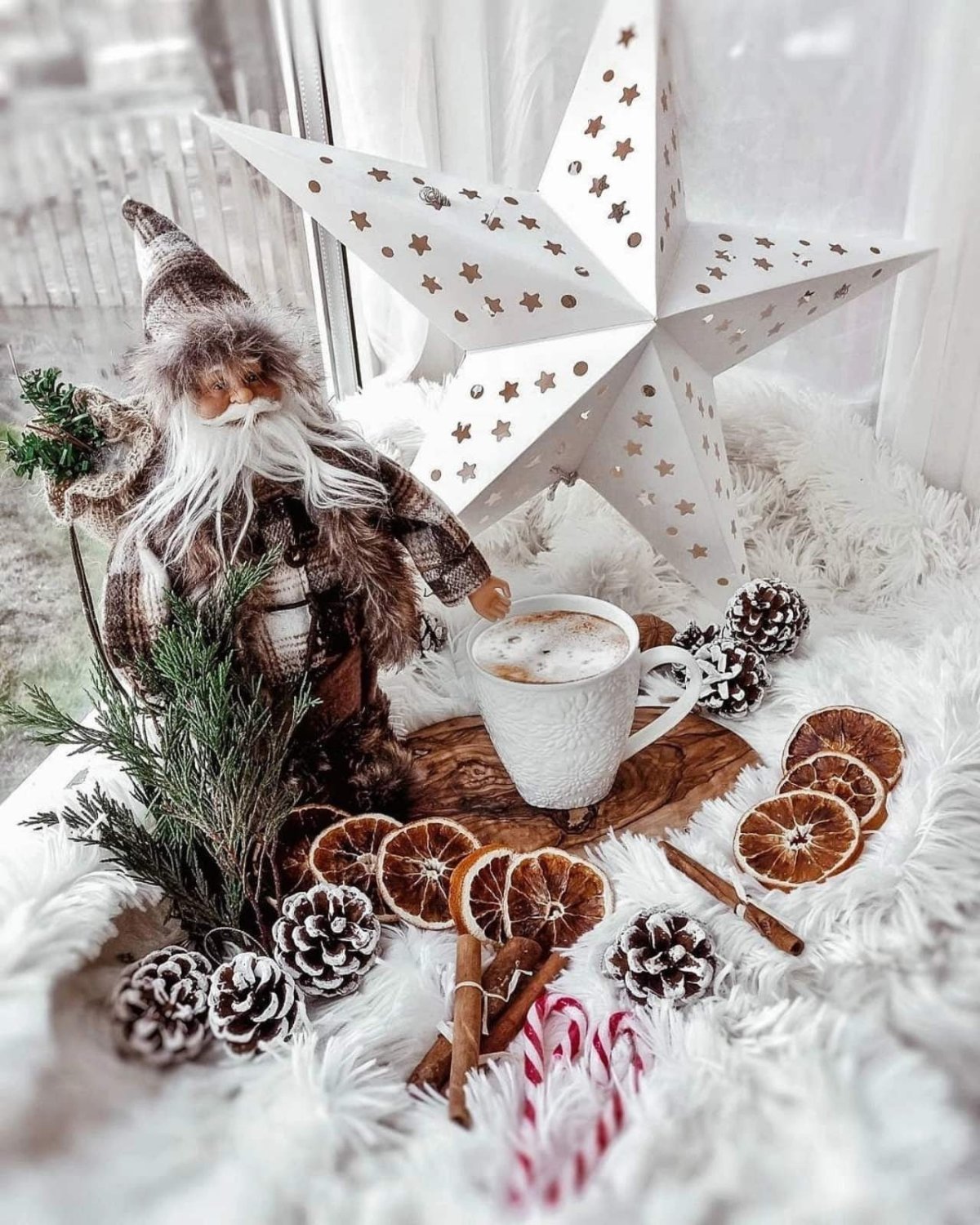 Новогодние Рисованные девушки