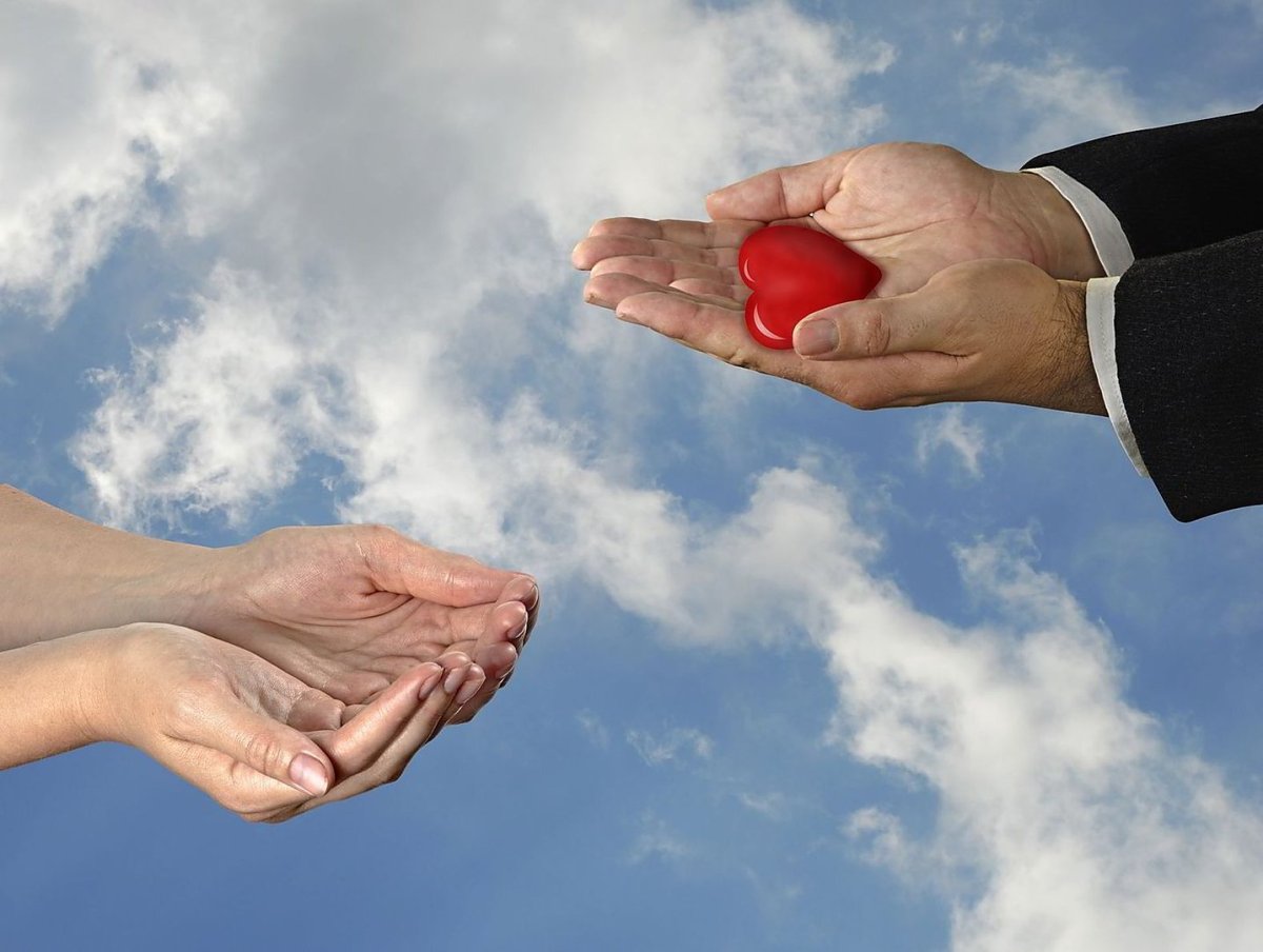 Рука помощи