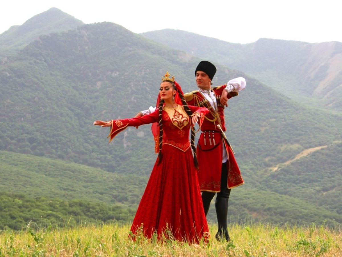 Кавказские танцы дети