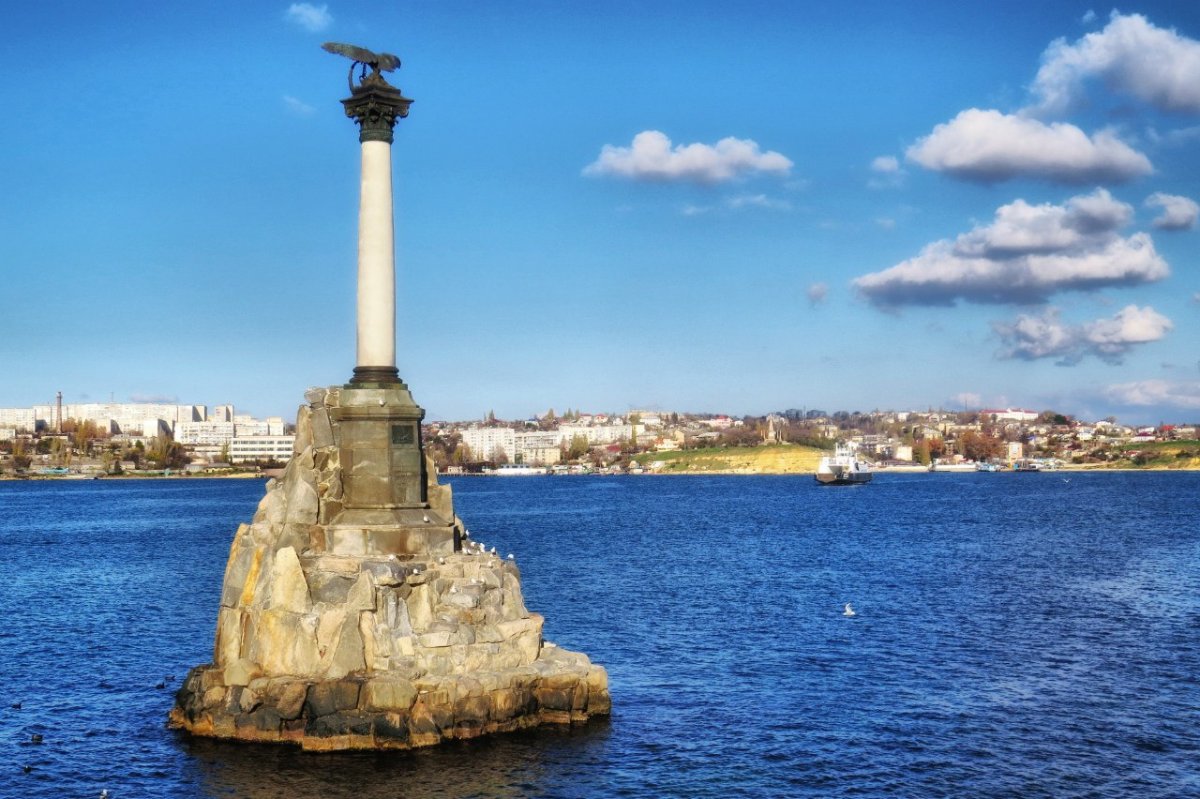 Севастополь монумент затопленным кораблям