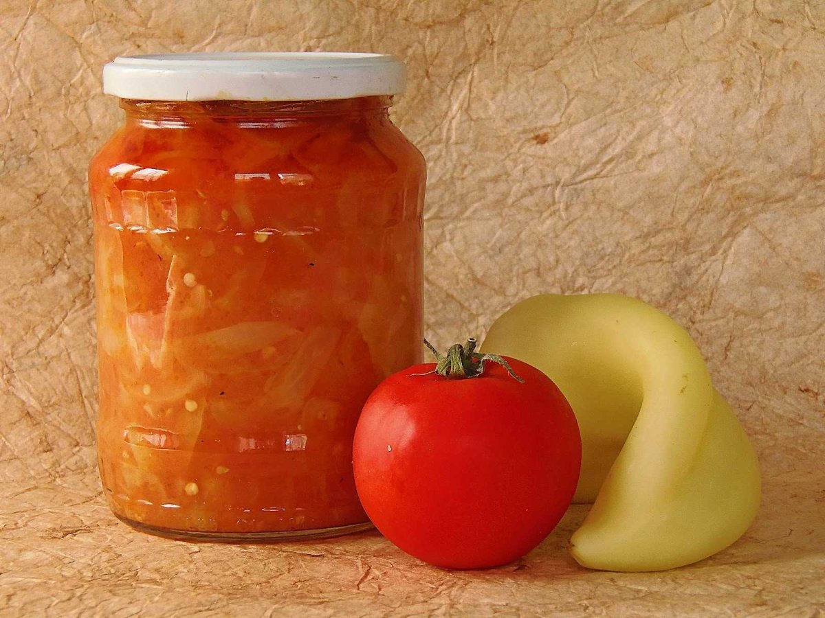 Помидорное лечо