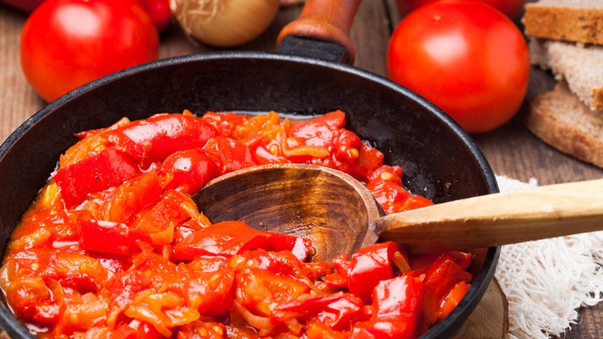 Лечо острое