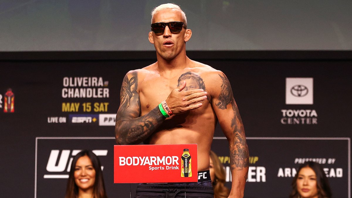 Чарльз Оливейра тату