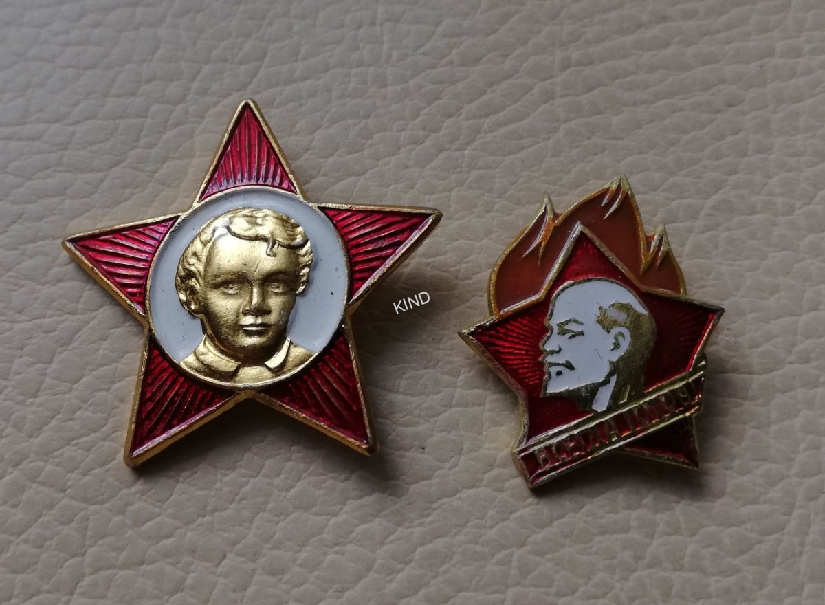 Значок октябренка СССР