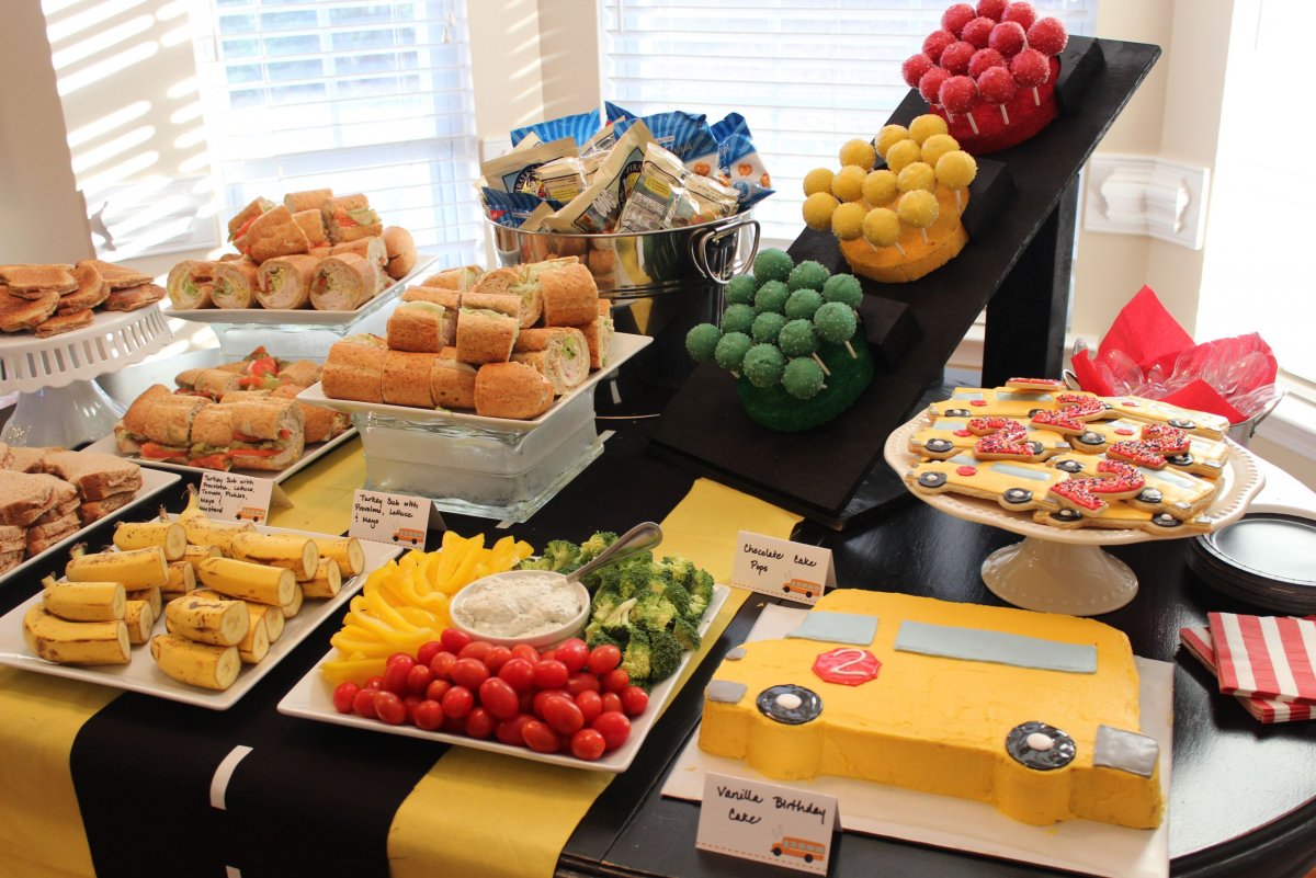 Шведский стол на день рождения