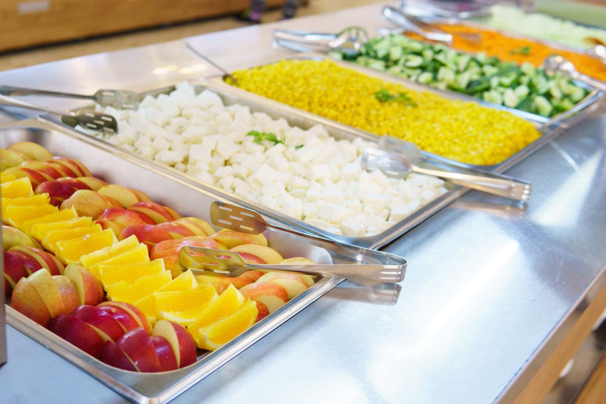 Детский шведский стол