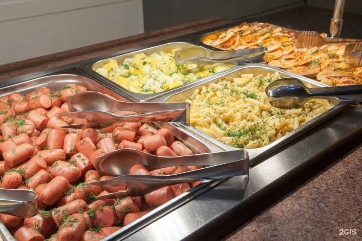 Отель АМАКС завтрак шведский стол