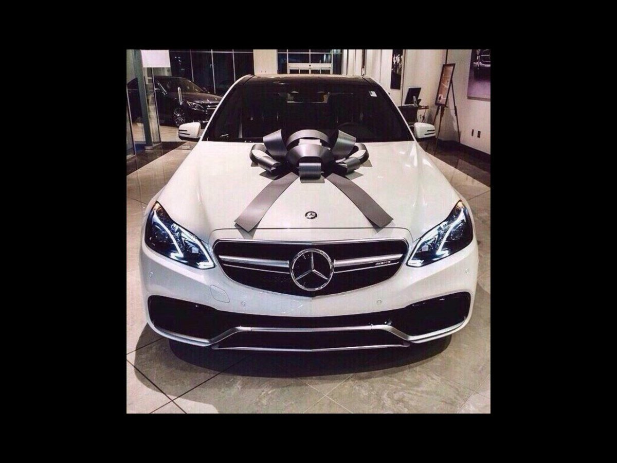 Поздравление с Мерседесом