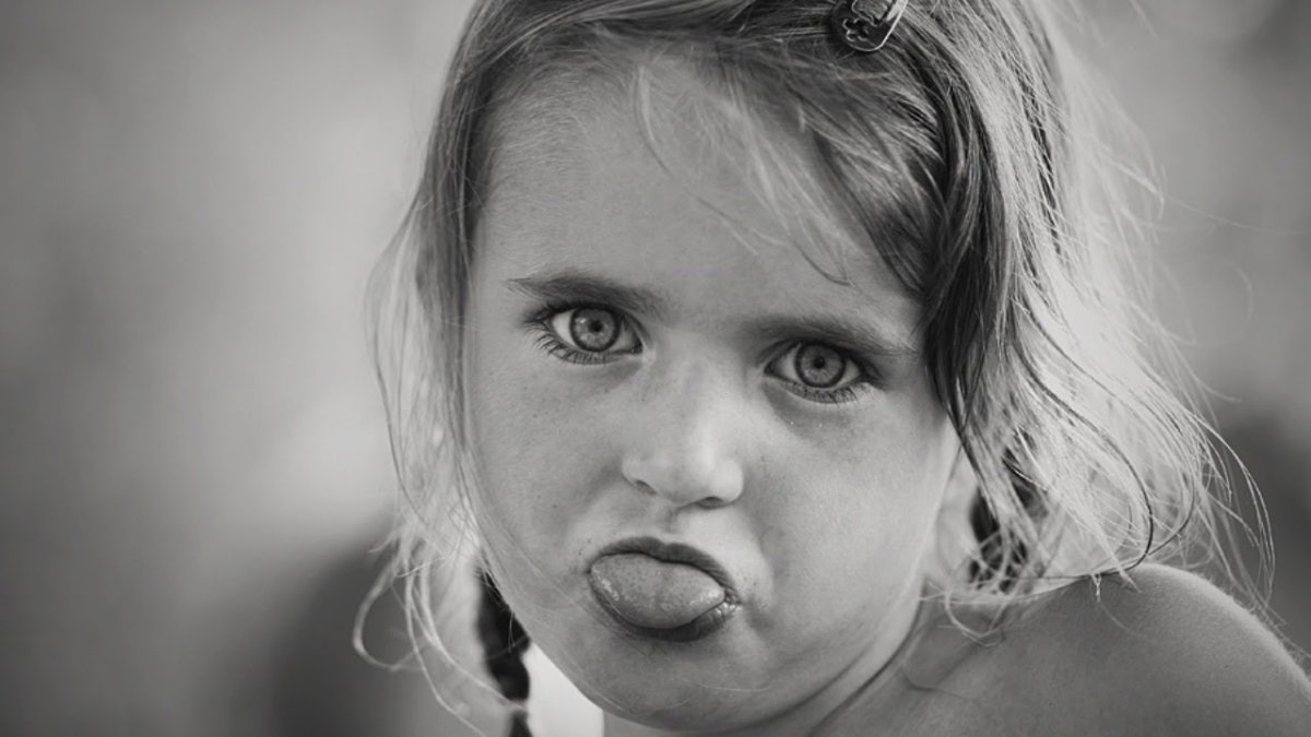 Вредная девочка