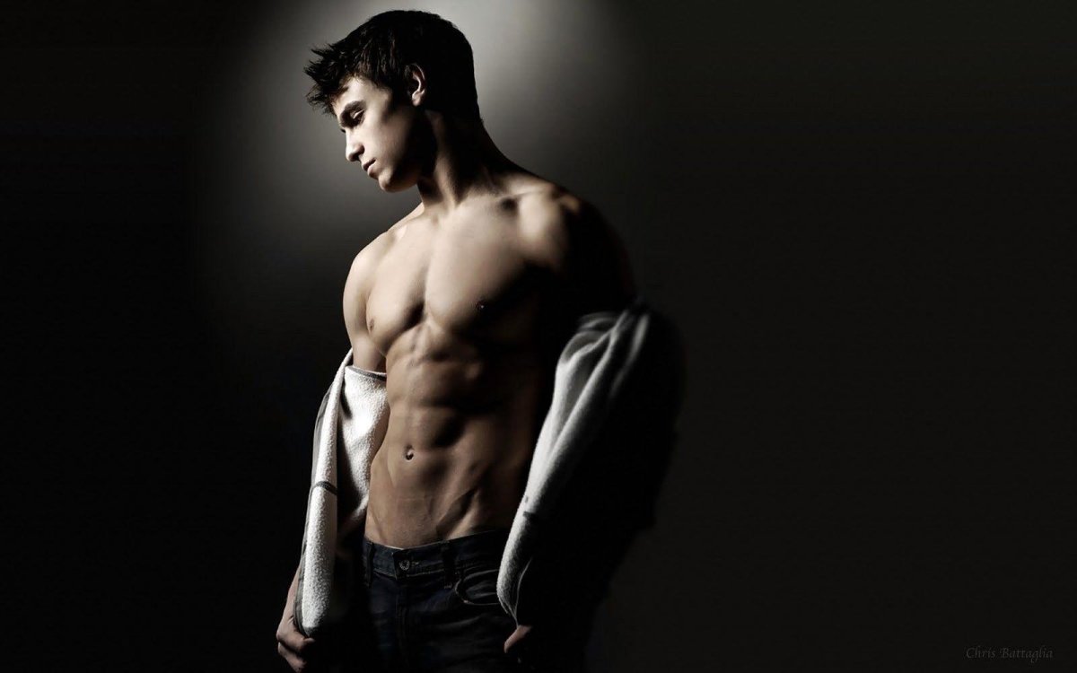 Тимур Симаков модель торс