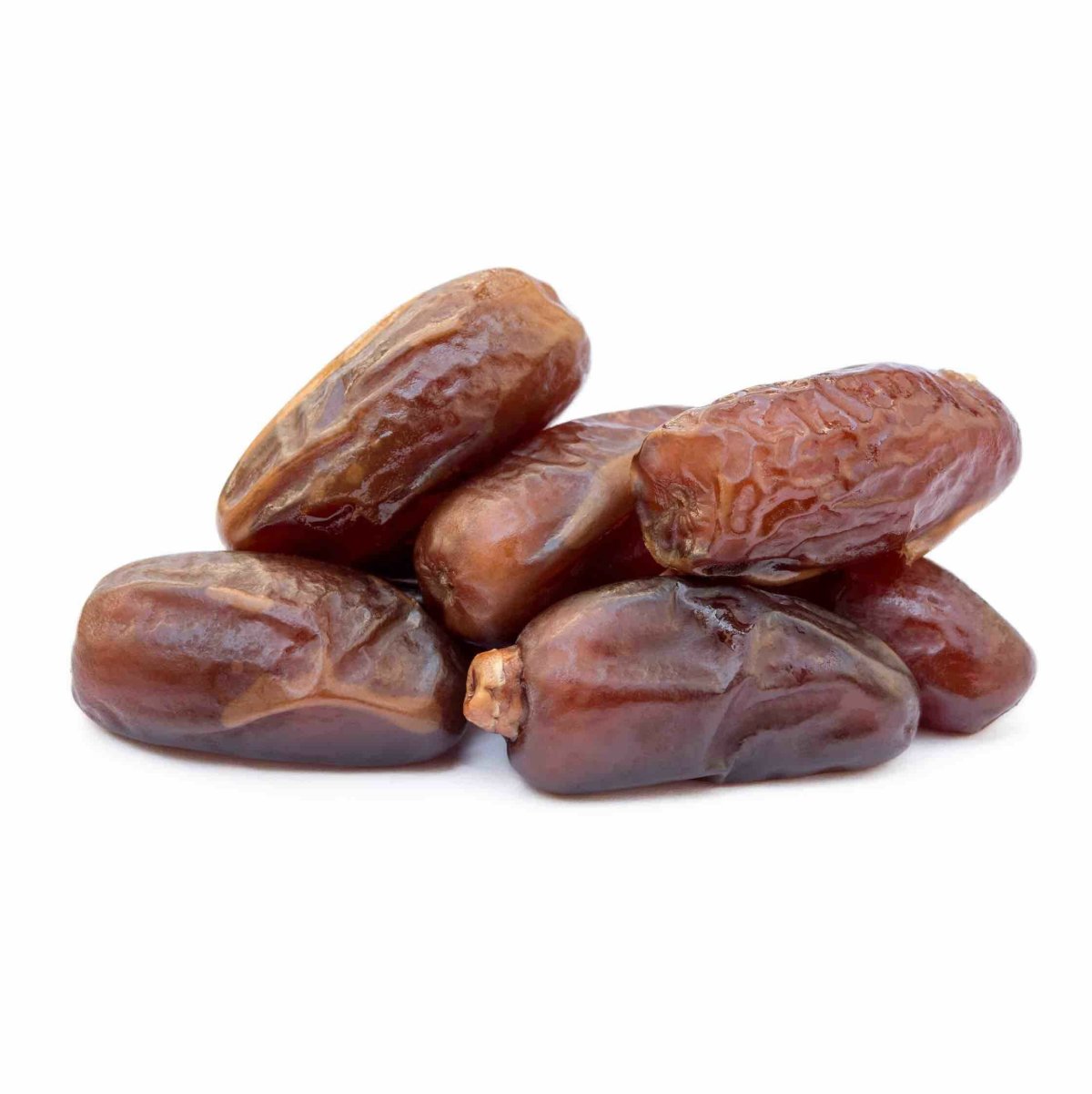 Финики на белом фоне