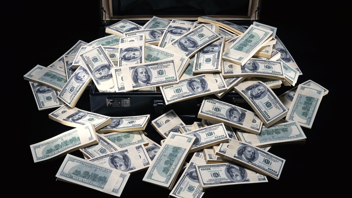 Заставка на рабочий стол деньги