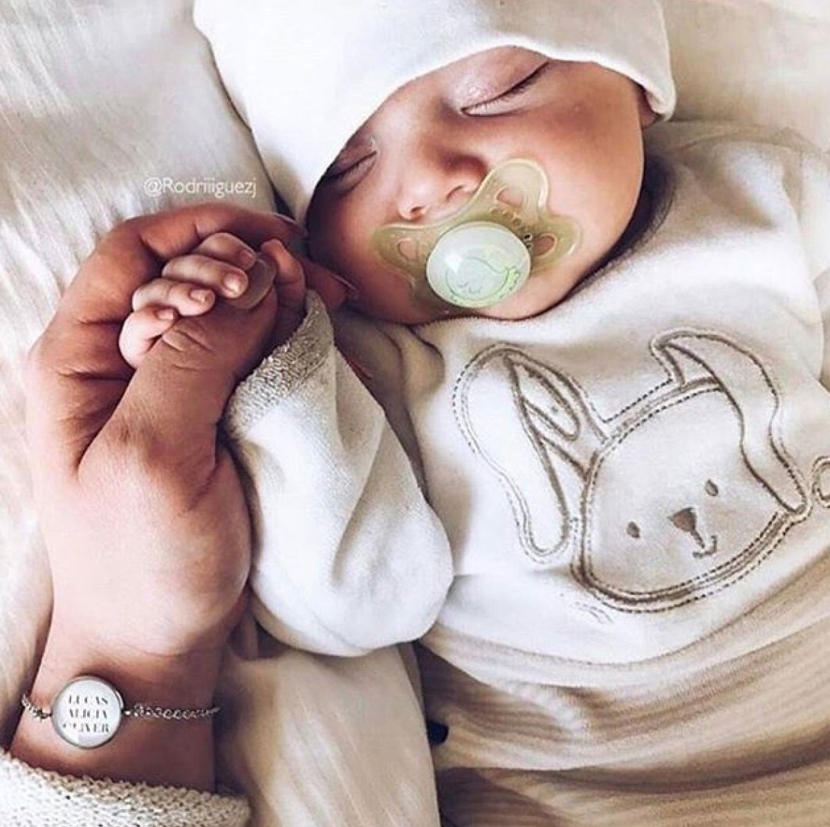 Счастье в младенце