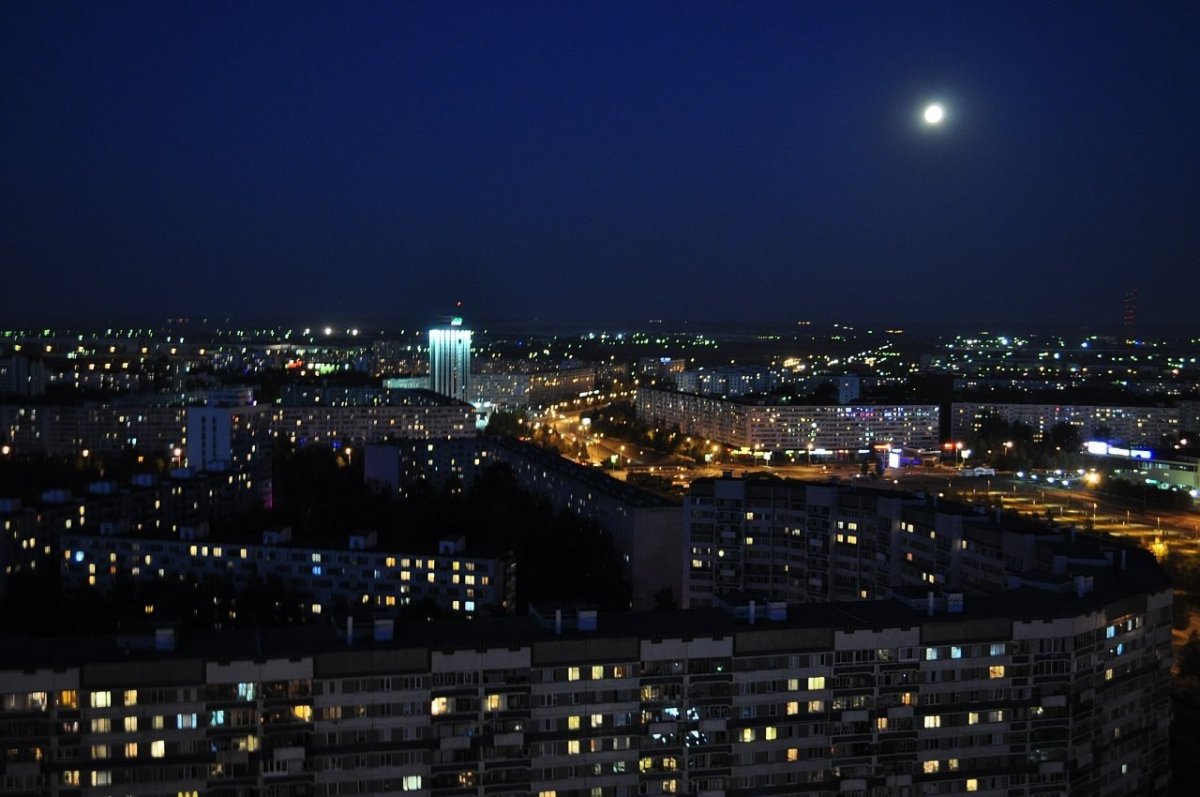 Набережные Челны ночью набережная