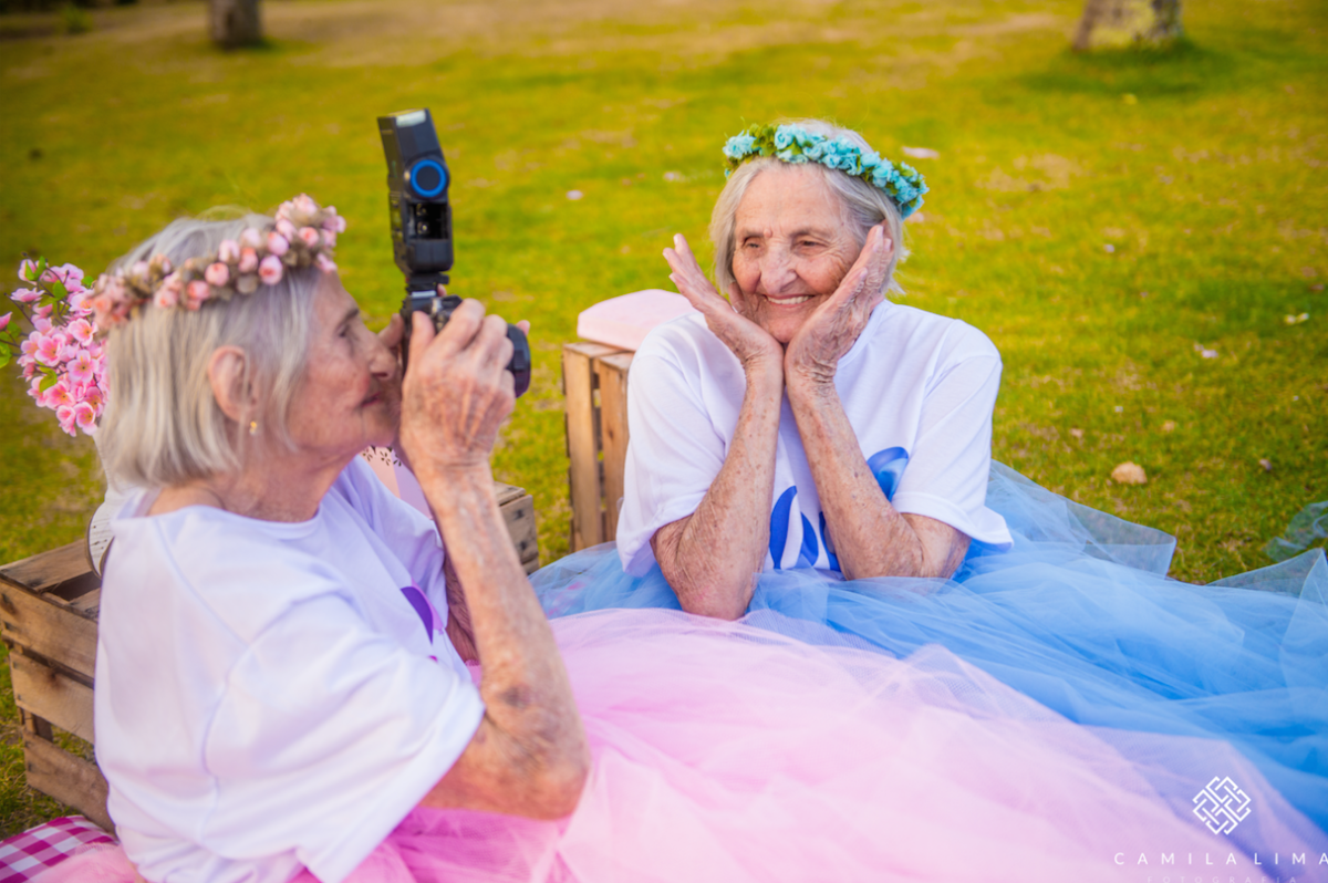 Веселые бабушки