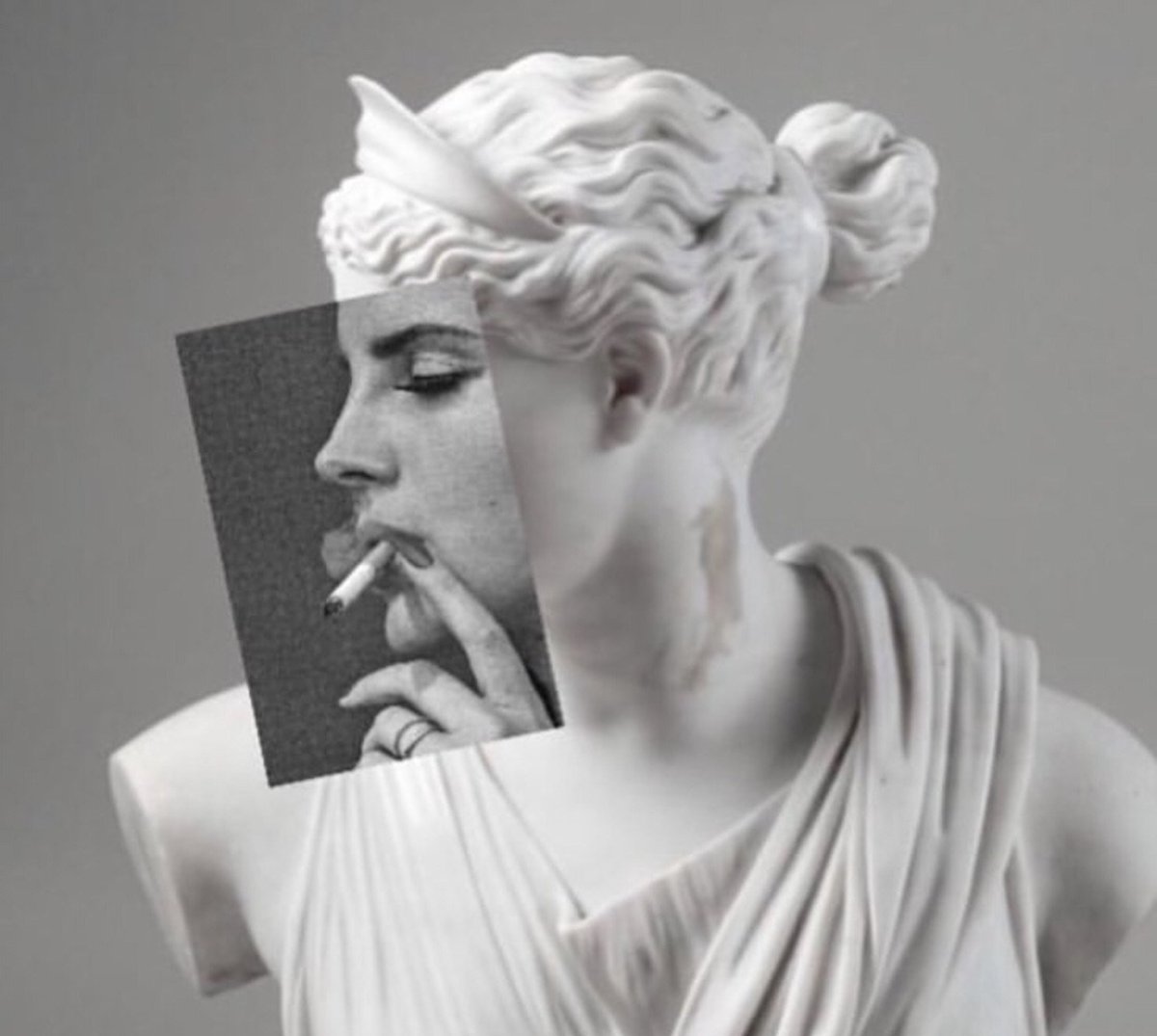 Греческая статуя Аэстетика