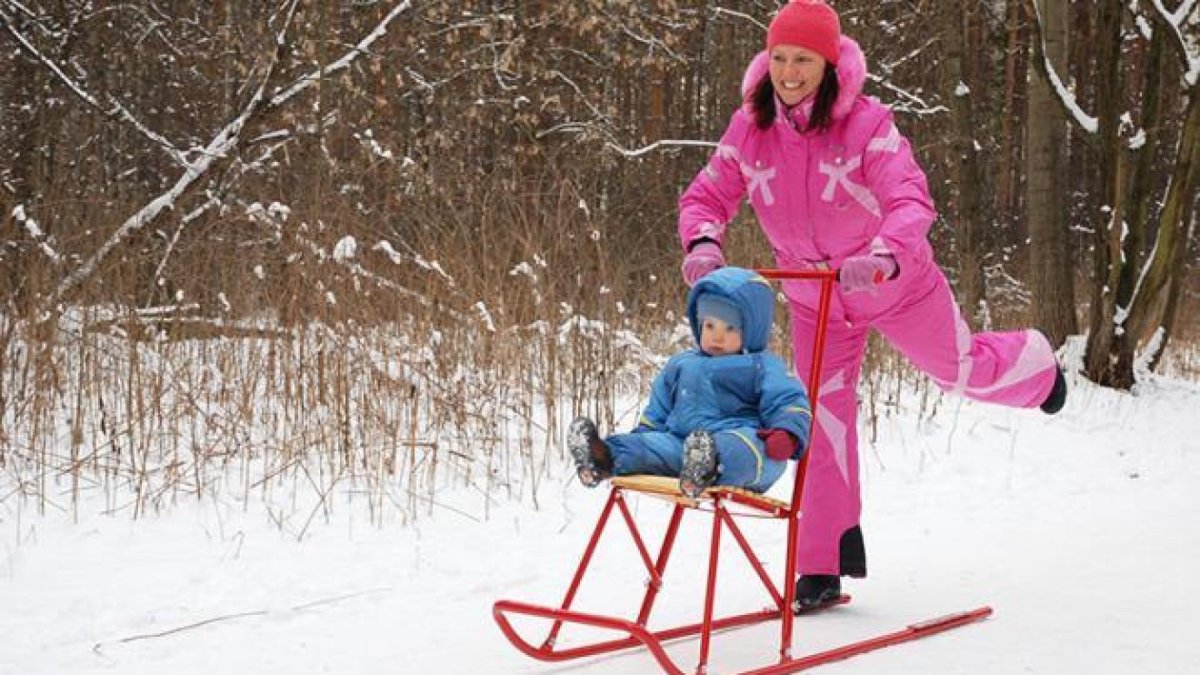 Санки на прозрачном фоне