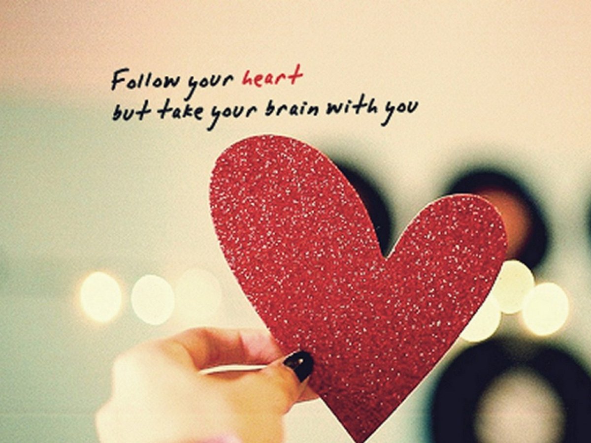 Слушай свое сердце надпись