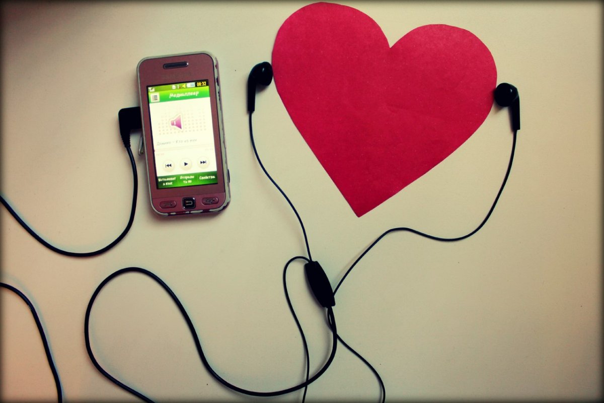 Улетает в небо