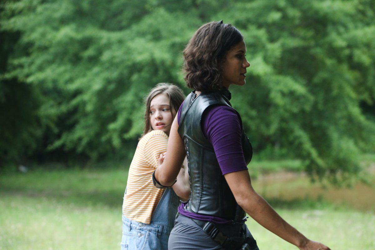 Джессика вивер большой бюст