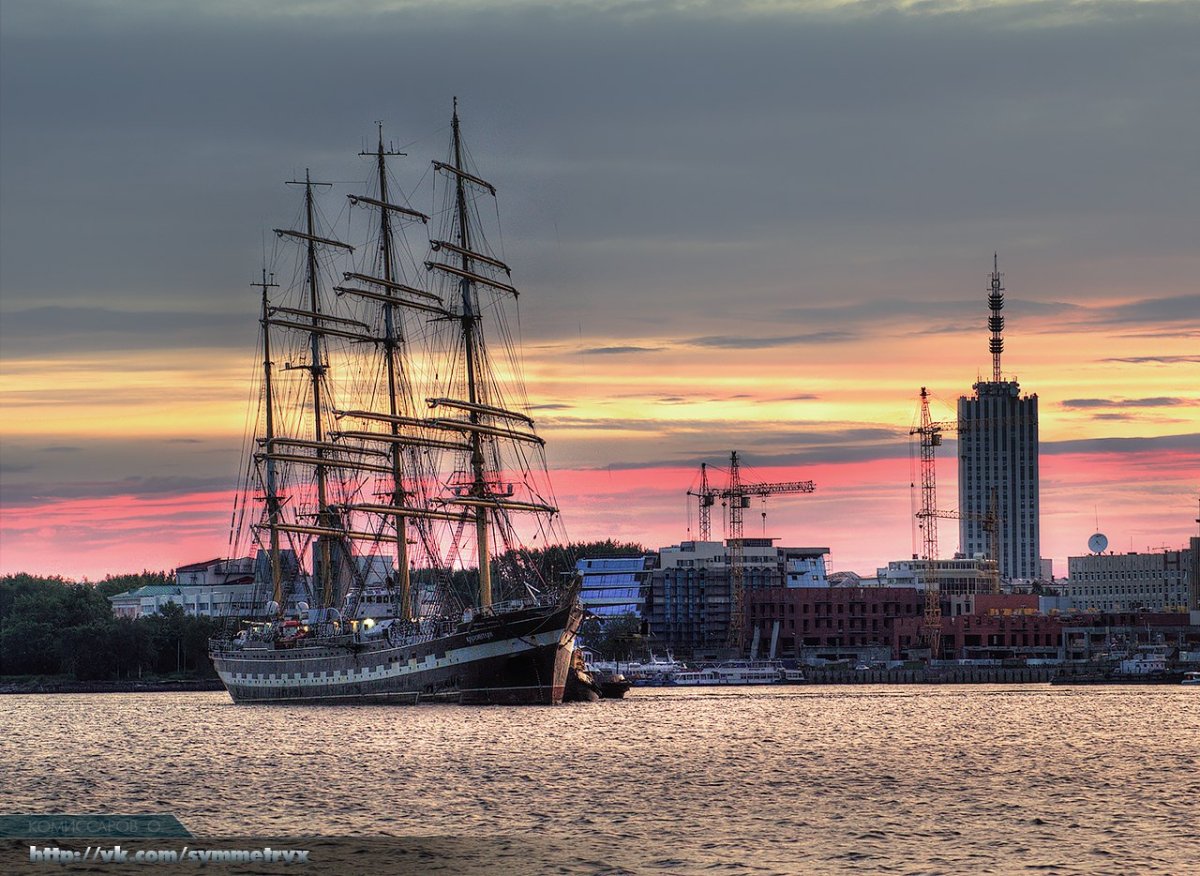Архангельск вечером