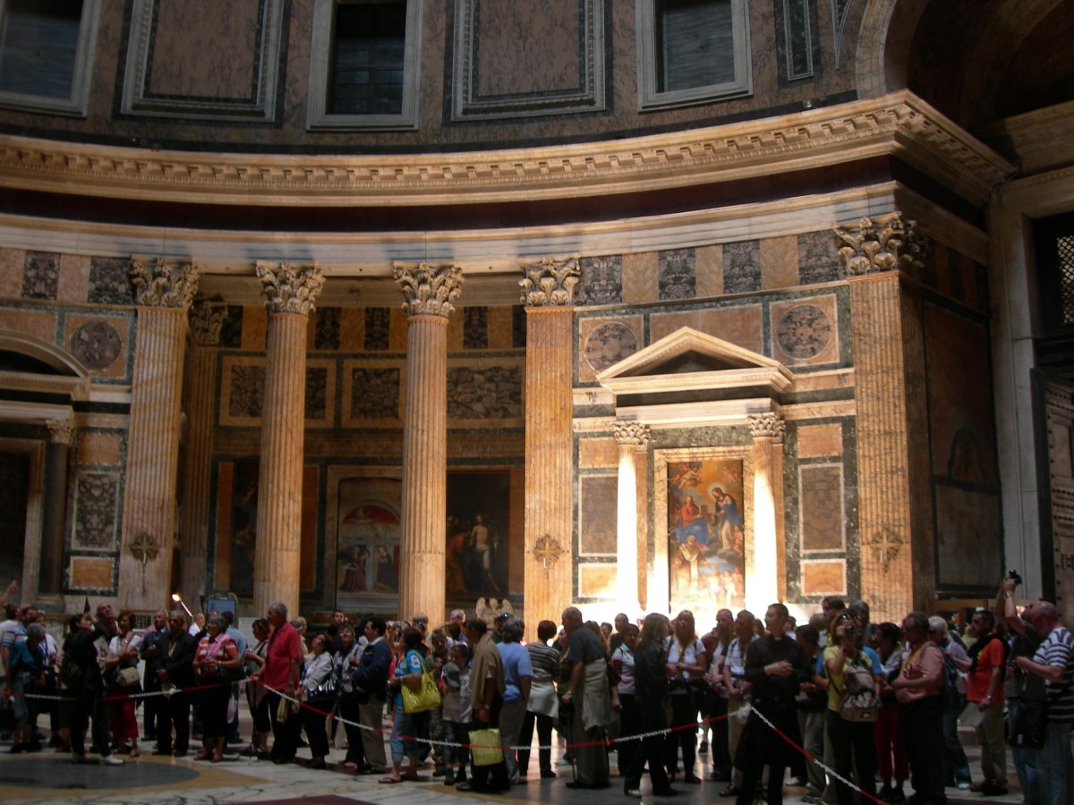 Пантеон в Риме 125