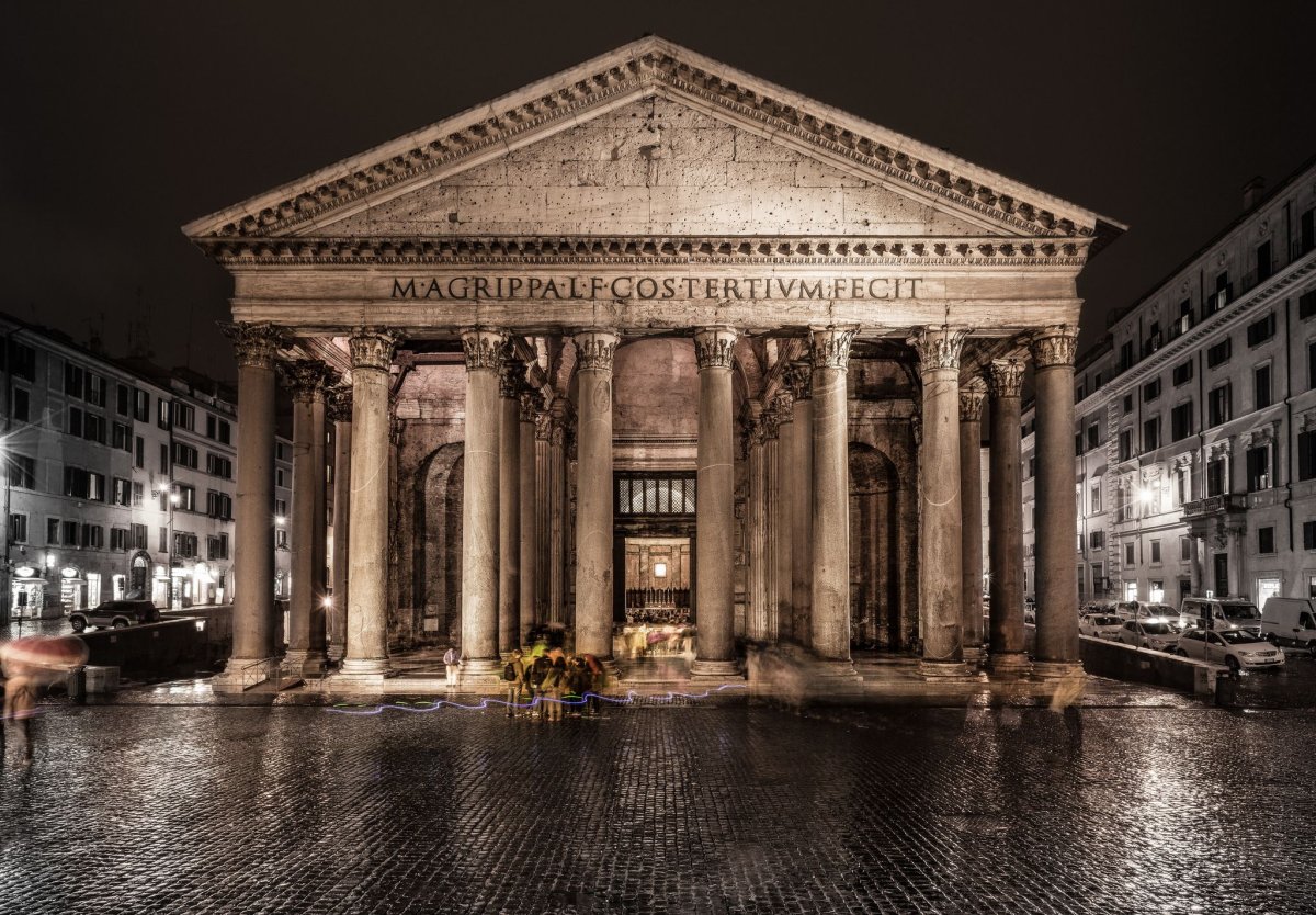 Пантеон богов в Риме