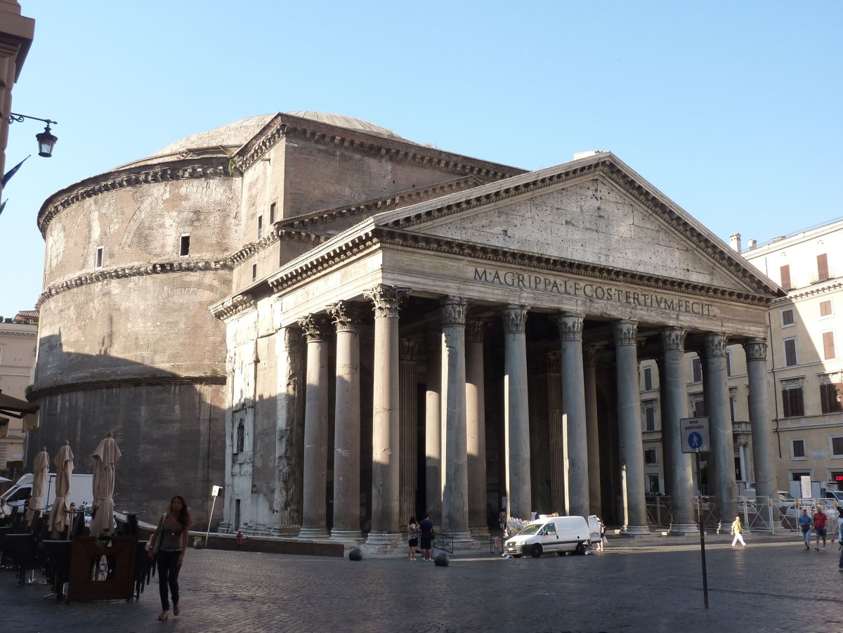 Пантеон богов в Риме