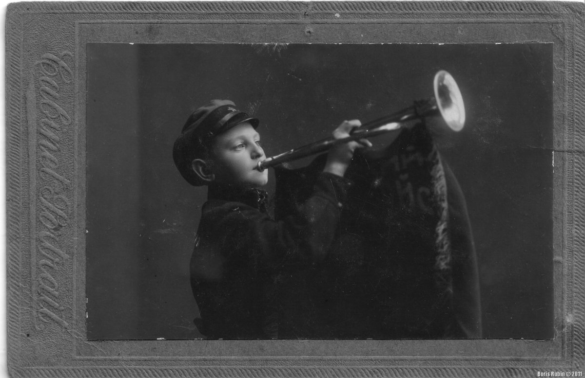 Мальчик Пионер СССР