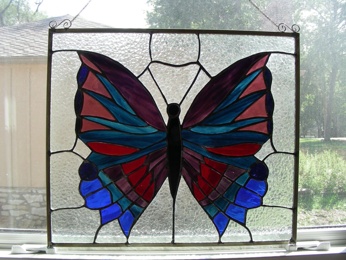 Рисование витражными красками для детей