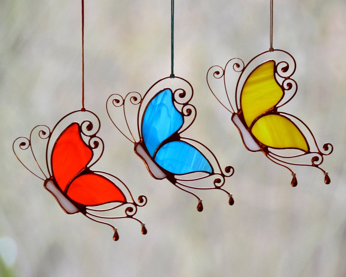 Витраж Тиффани бабочки