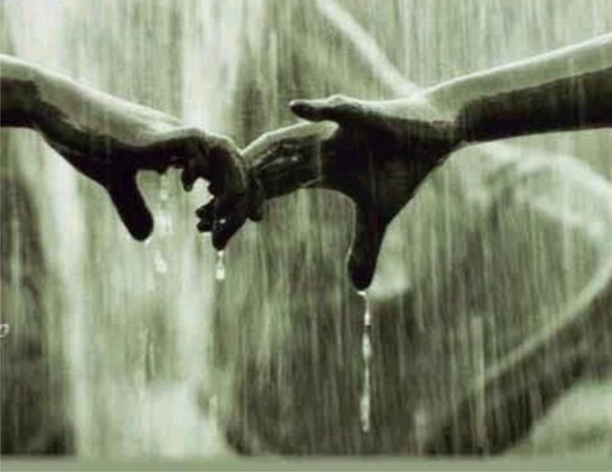 Девушка уходит от парня