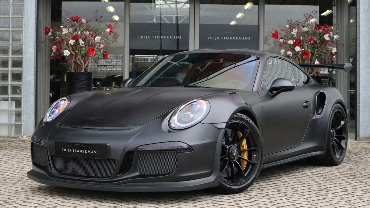 Порше 911 турбо с матовый