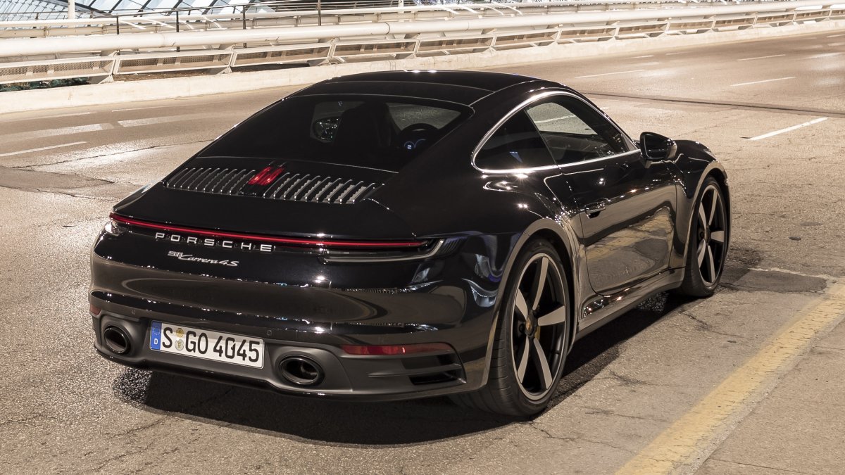Porsche Carrera s 911 черный