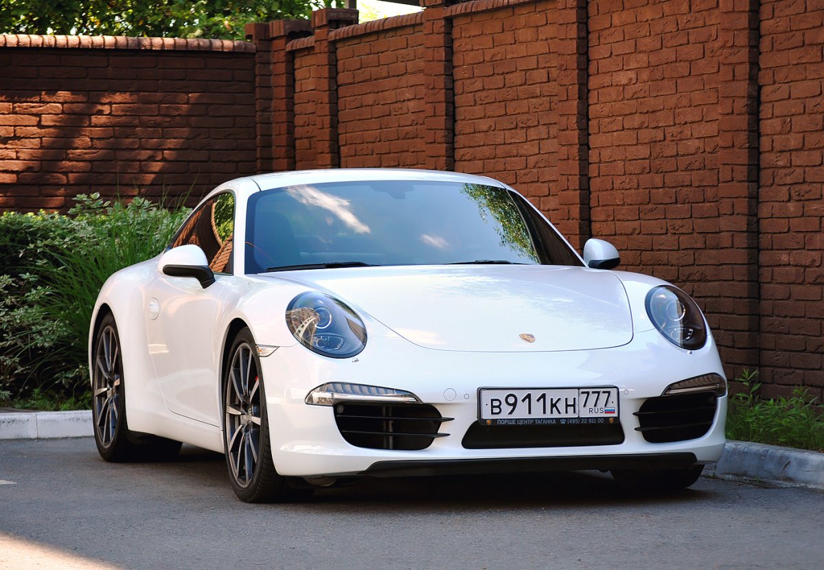 Номера на Порше 911