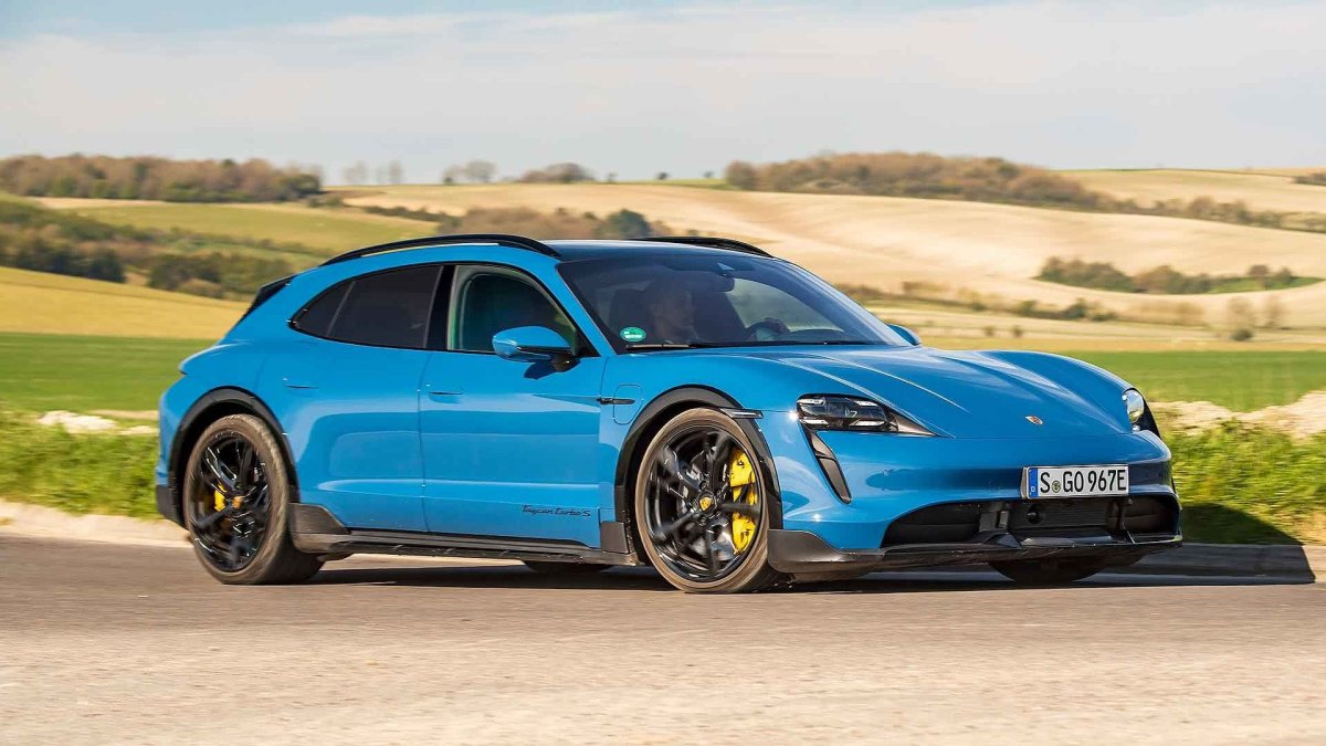 Porsche Taycan Turbo Cross Turismo