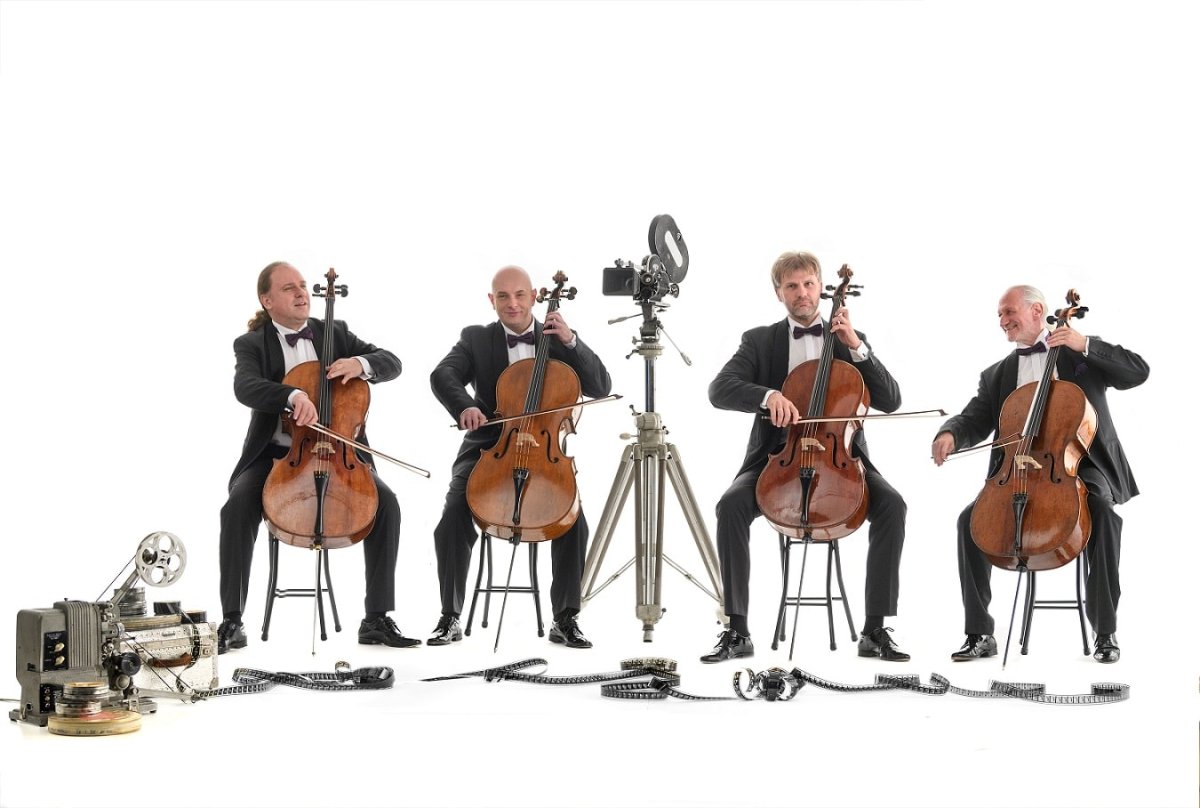 Группа Бонд (музыкальный квартет)