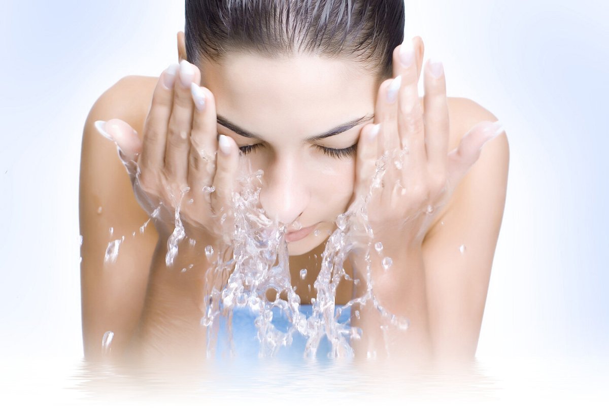 Умывание лица
