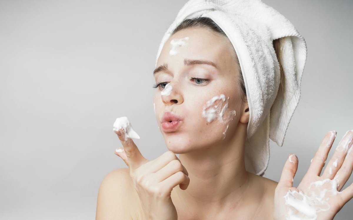 Умываться мылом