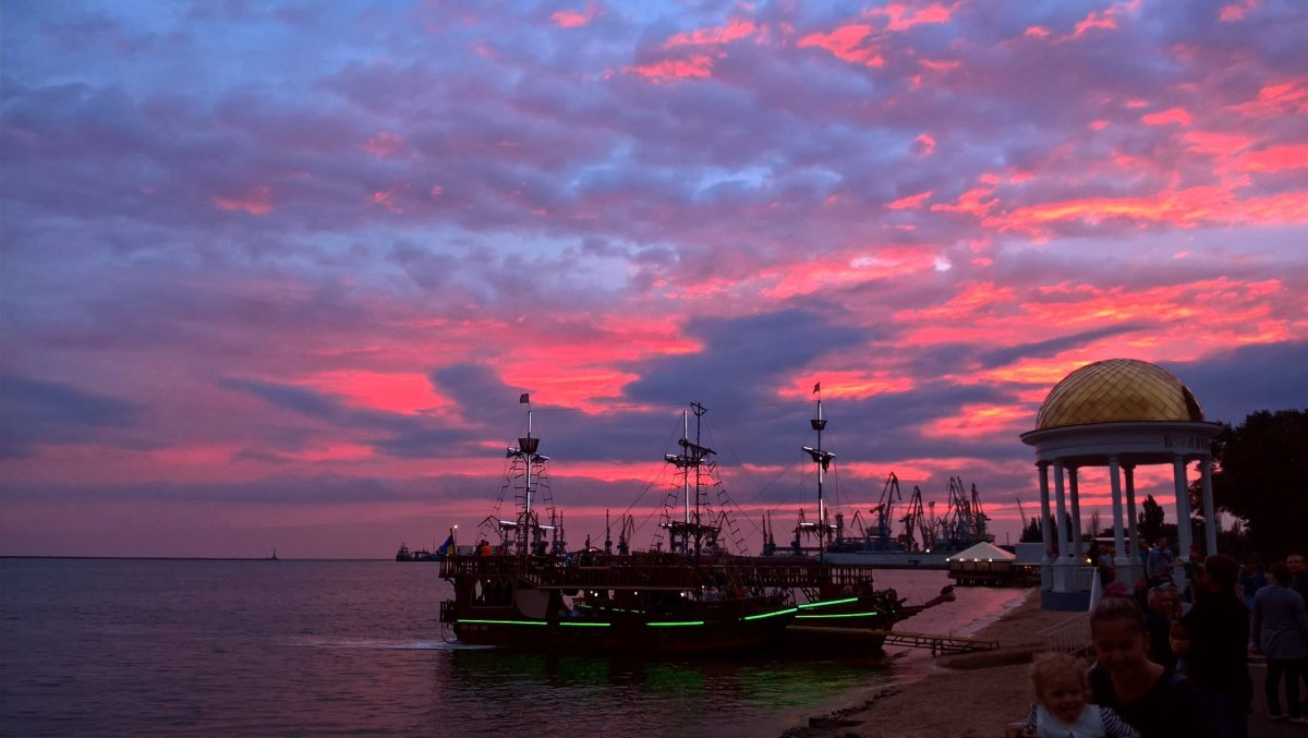 Бердянск набережная и пляж