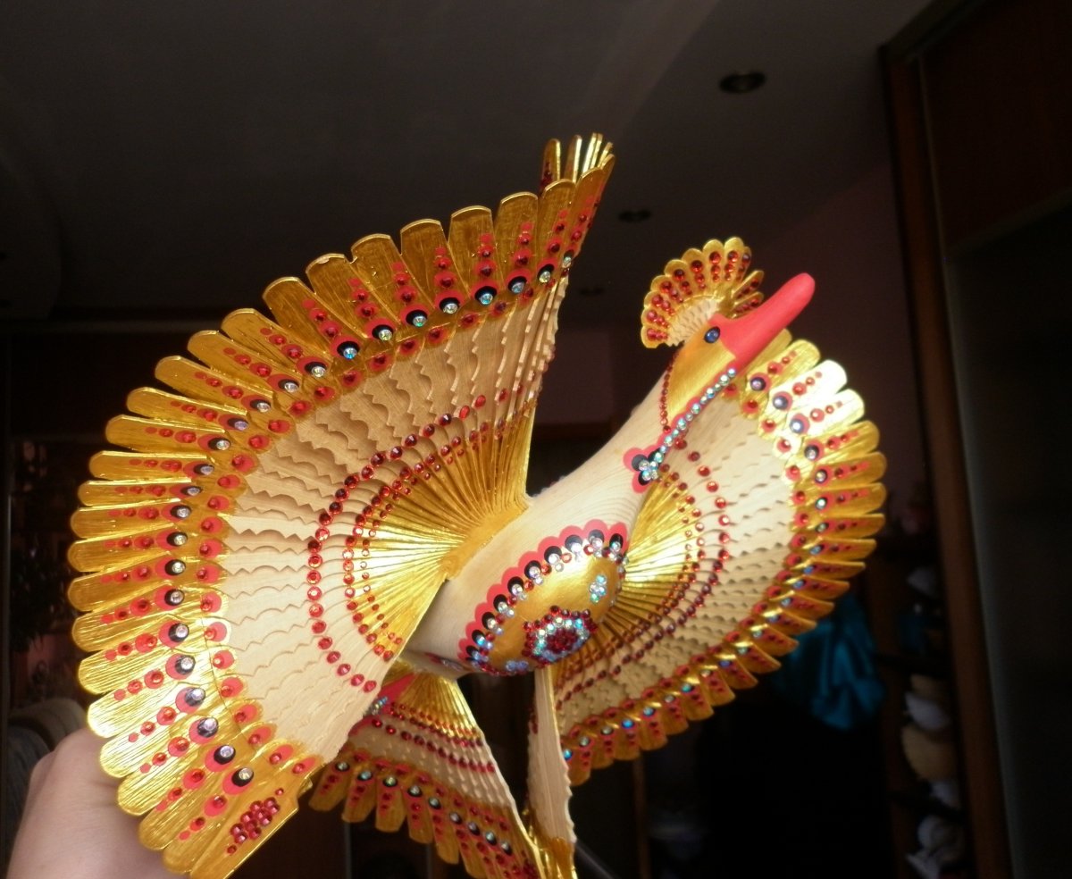 Птица счастья птица щепная