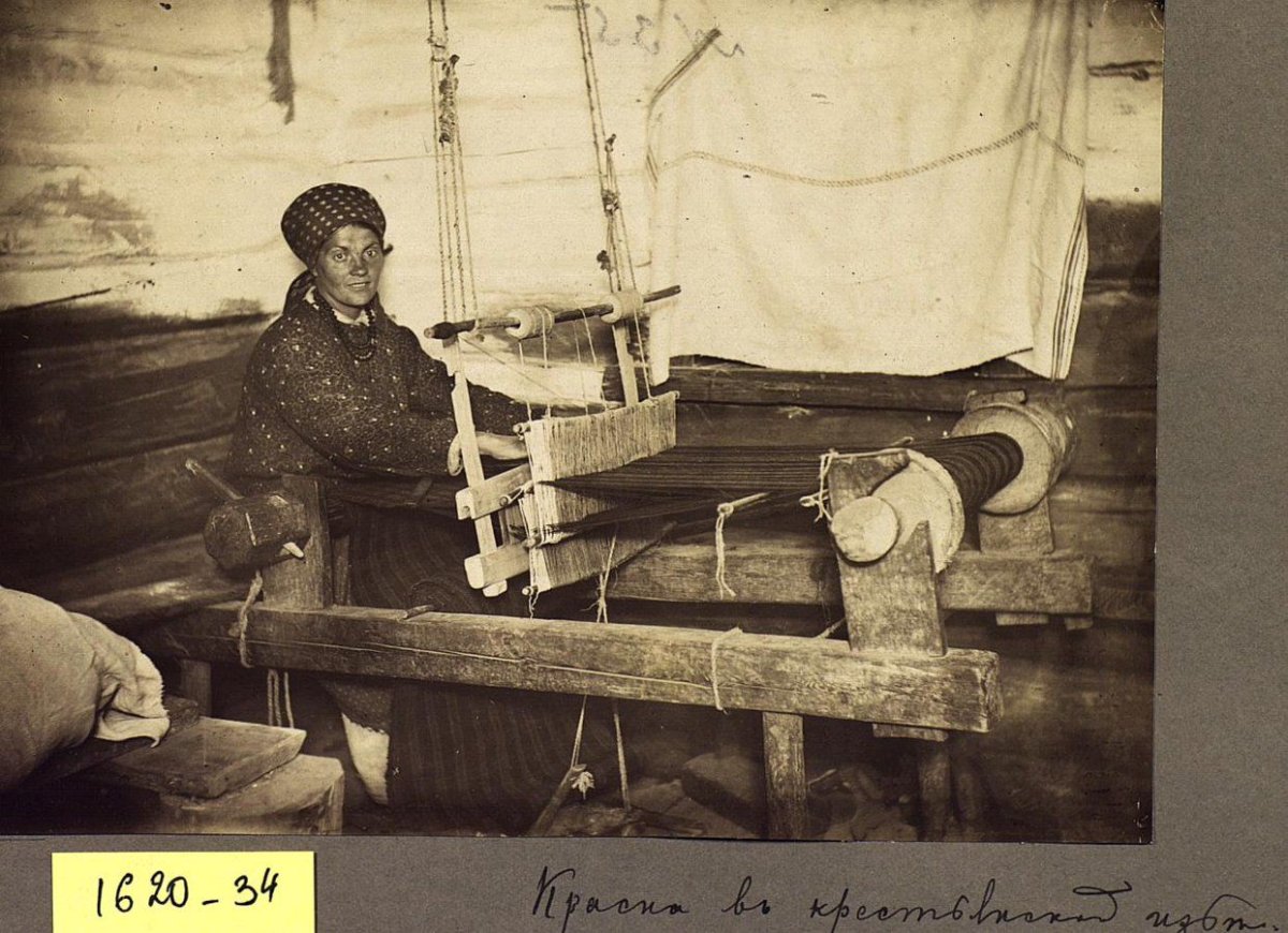 Тася Одинцова ткачиха